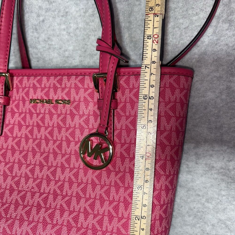 Michael Kors XS Carry All Jet Set Travel Tote ELECTRIC PINK MK GUC Crossbody - Picture 8 of 10